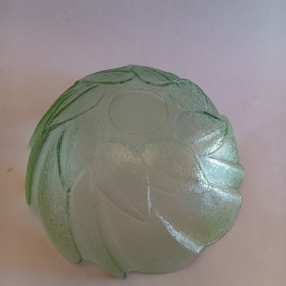 Vintage Light Green Pressed Glass Retro Excellent Condition PRE-OWNED - Picture 3 of 7